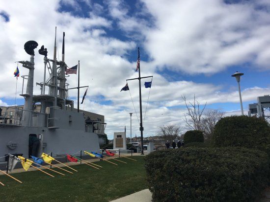 US Submarine Veterans of WWII National Memorial East